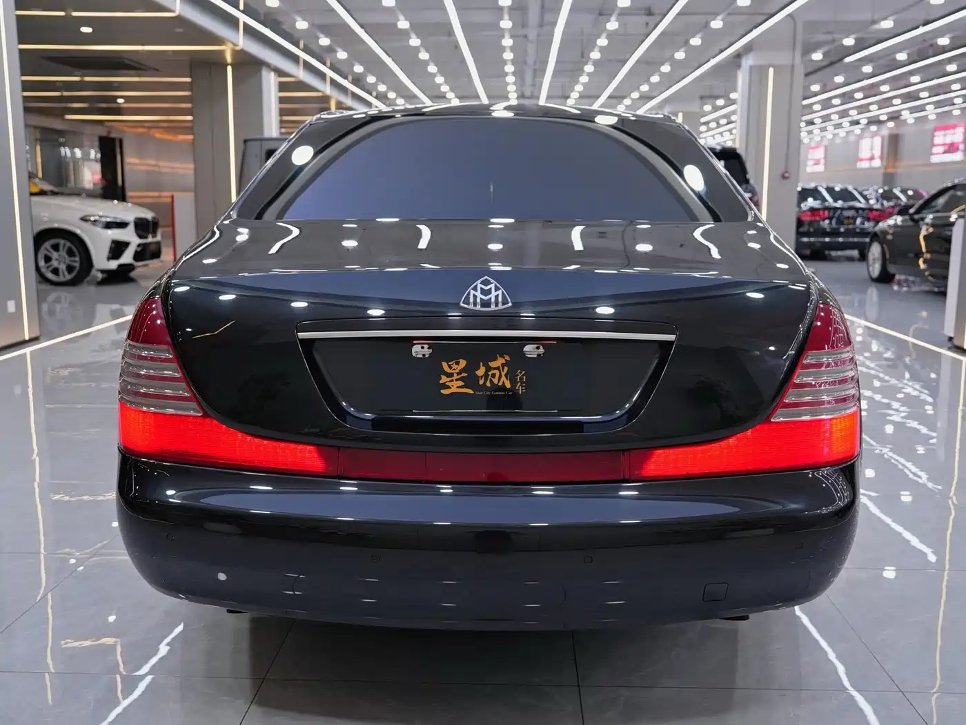 Maybach Maybach 2011 2005 Model 5.5T 62