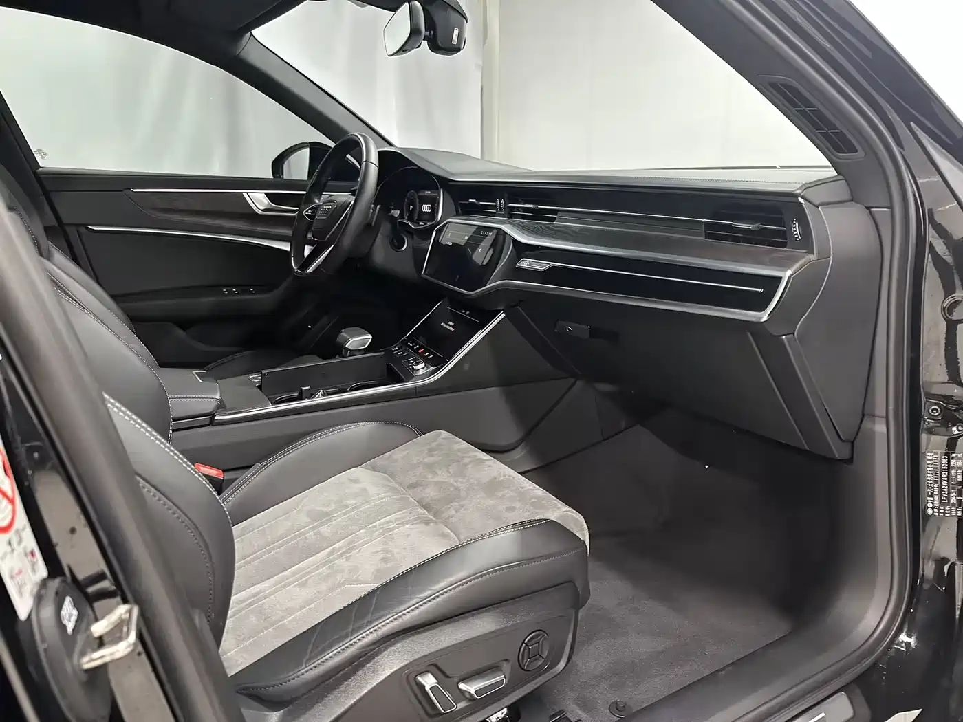 Audi A6L 2024 45 TFSI Premium Dynamic фото 11
