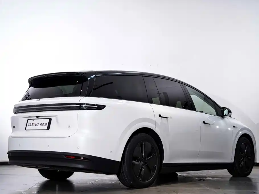 Li Auto Li i8 2025 2025 Standard Edition