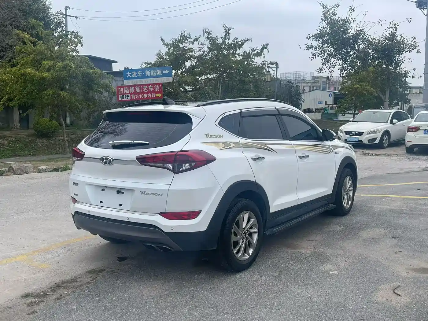 HYUNDAI TUCSON