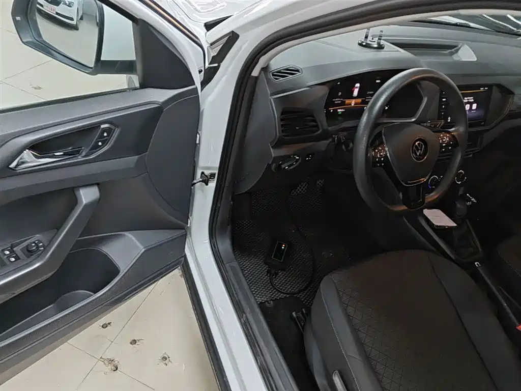 VOLKSWAGEN TU KAI