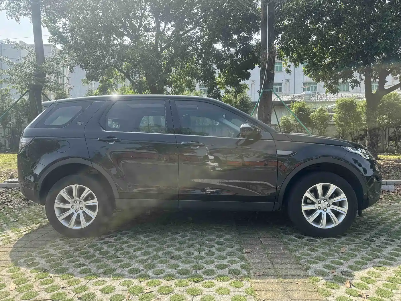 Land Rover Discovery Sport 2018 240PS PURE Edition фото 5
