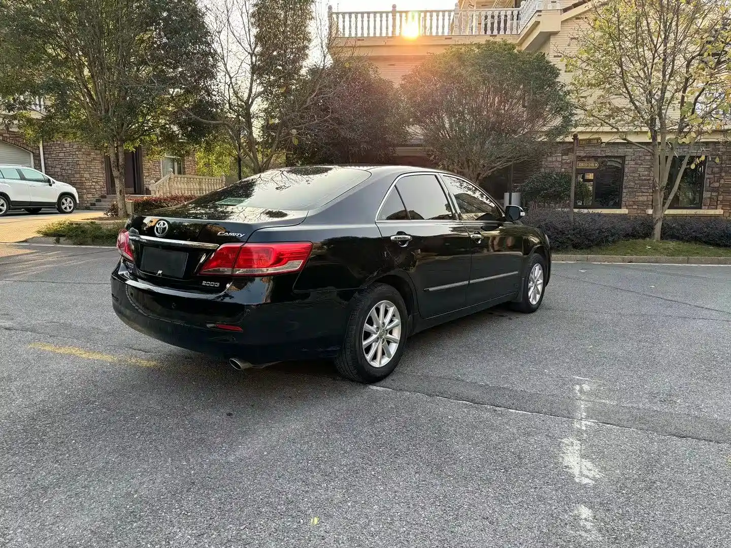 Фото 5 - Toyota Camry