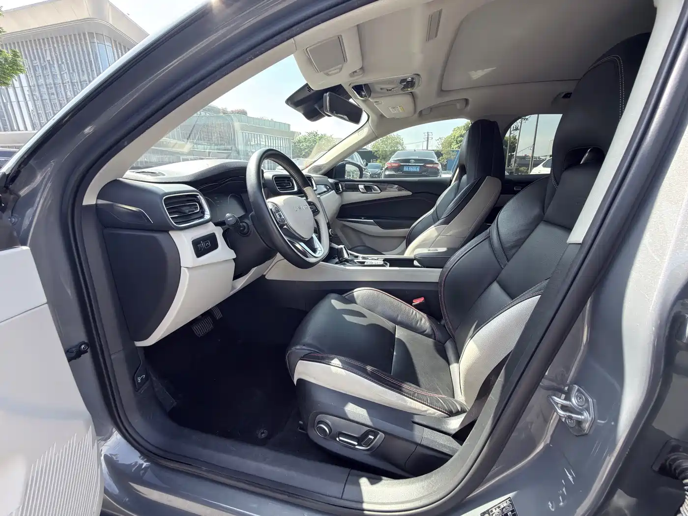 Lynk & Co 02 2018 Model 1.5T DCT 2WD Yao Pro Edition China V фото 6