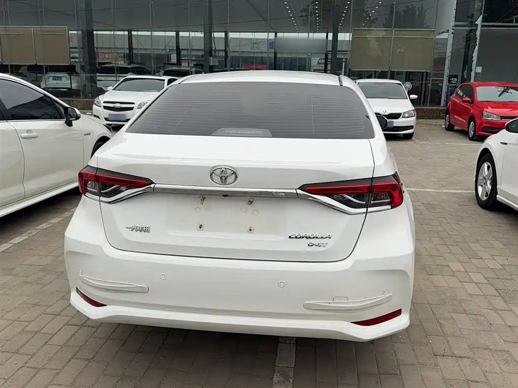 Toyota Corolla 2021 1.2T S-CVT Elite PLUS Edition фото 8