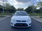 Фото 2 - Ford Focus