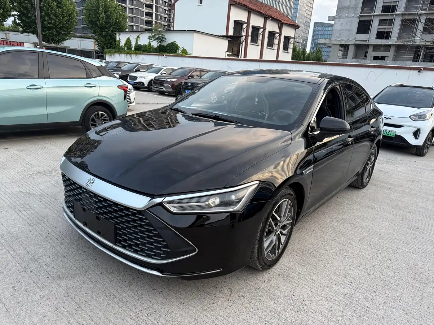 BYD Qin PLUS 2021 DM-i 55KM Premium