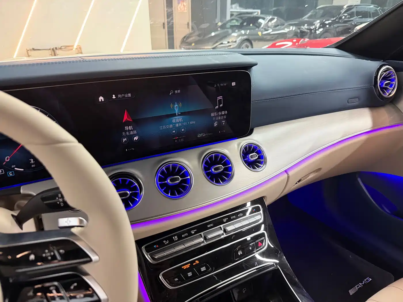 Mercedes-Benz E-Class, миниатюра 8