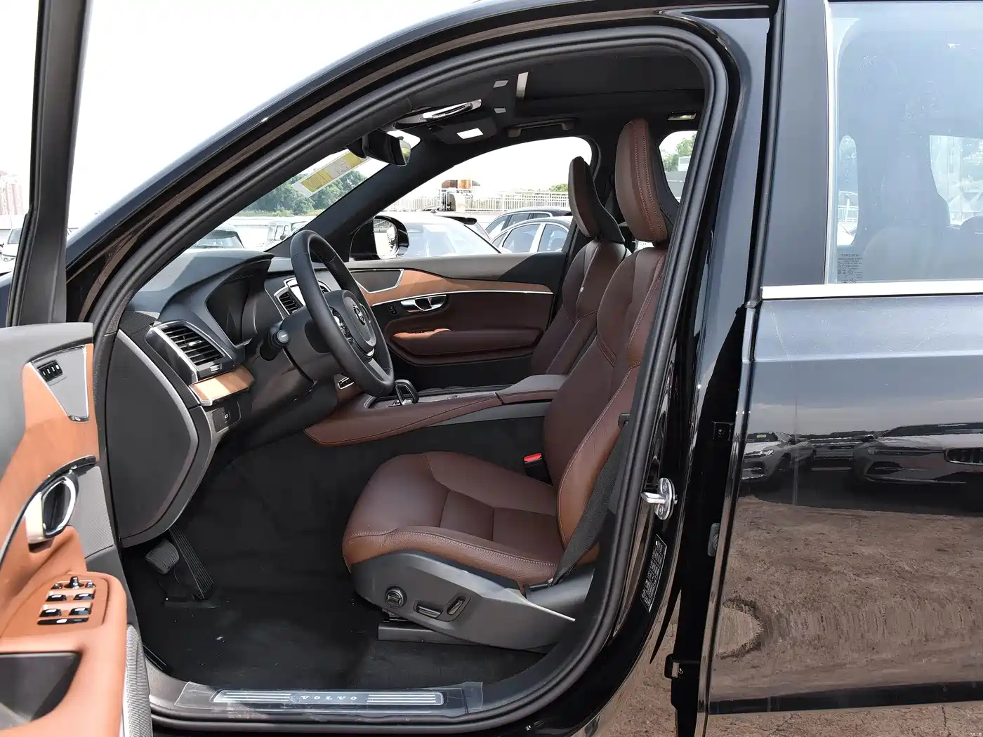 Volvo XC90 2025 2025 B5 Smart Luxury 5-Seater
