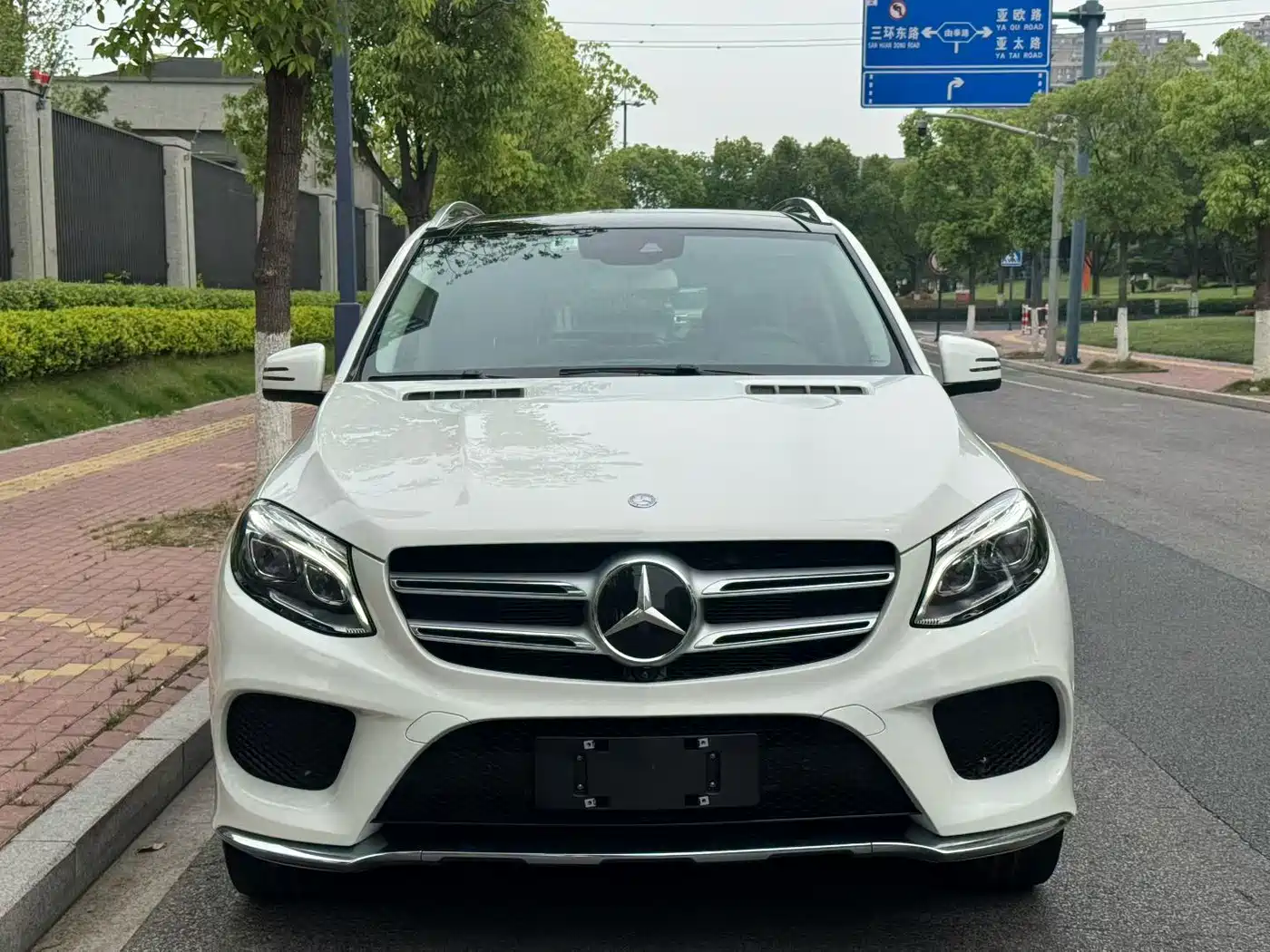Mercedes-Benz GLE 2016 GLE 400 4MATIC фото 2