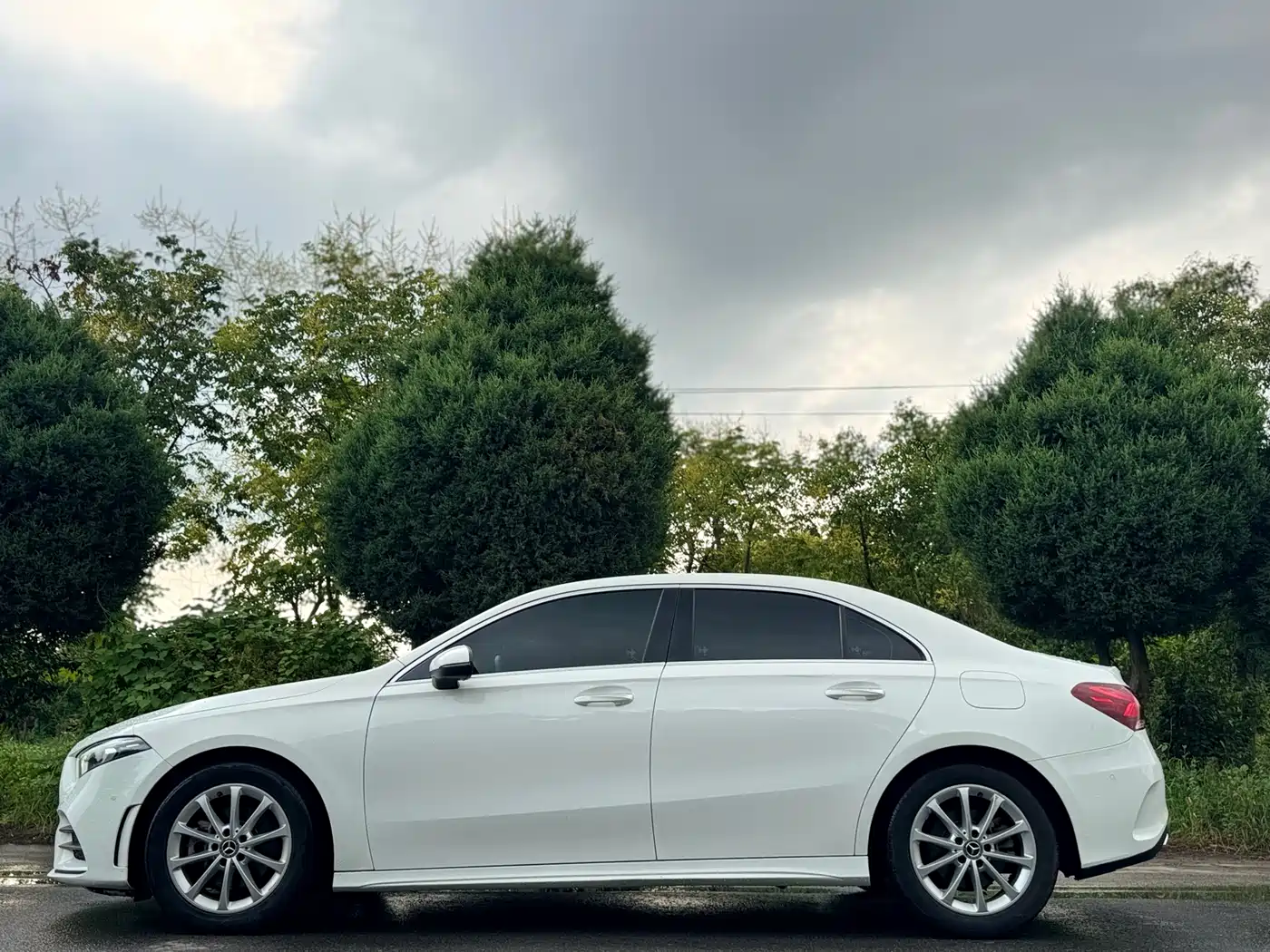 Mercedes-Benz A-Class 2019 A 200 L Sport Sedan фото 4
