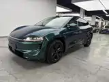 Photo 3 - Zhijie Luxeed R7