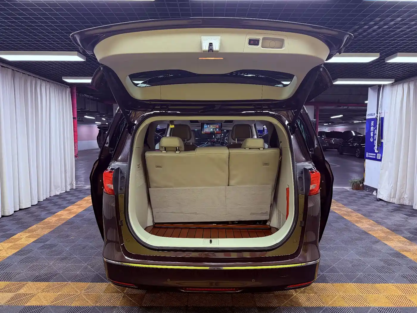 Buick GL8 2018 ES 28T Comfort Type China VI фото 22