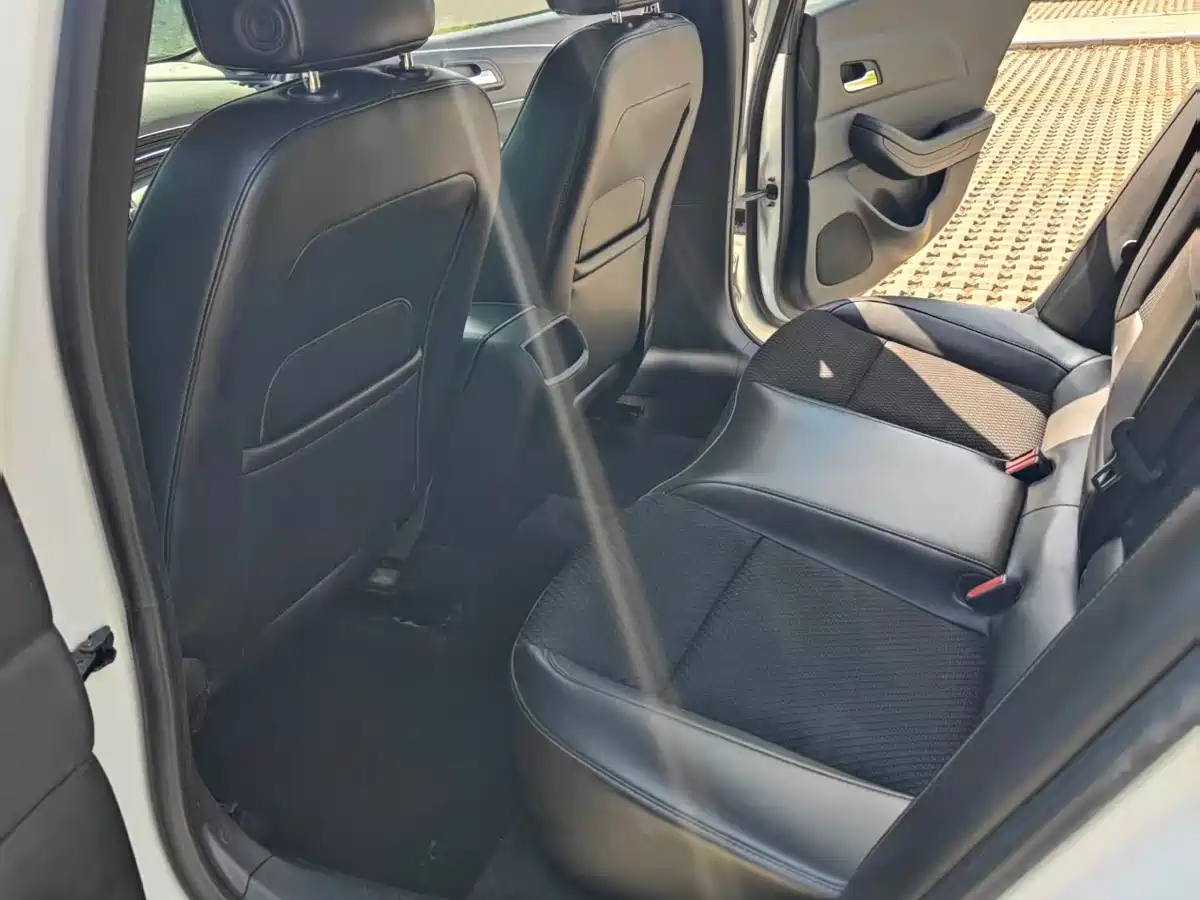 Chevrolet Malibu 2014 1.6T Automatic Comfort фото 9