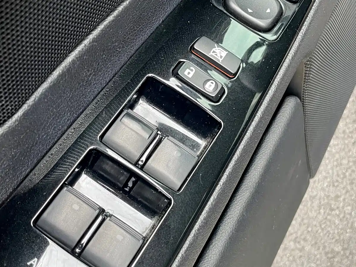 Lexus IS 2011 250 Sport фото 9
