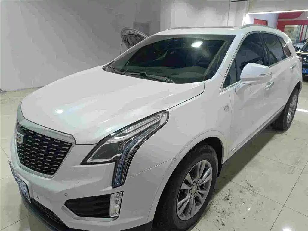 CADILLAC XT5