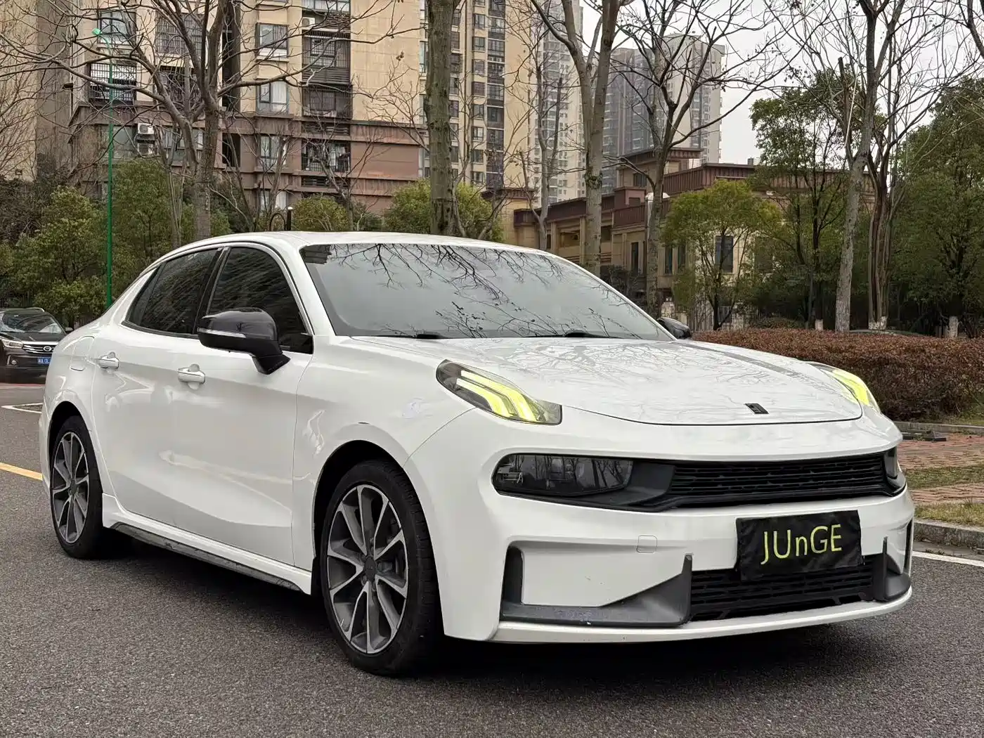 Lynk & Co 03 2018 1.5TD DCT Sport (China V) фото 3