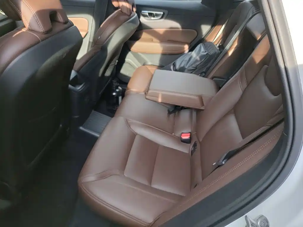 Volvo XC60 Plug-in Hybrid 2024 2024 T8 PHEV Long Range AWD Smart Elegance Luxury Edition
