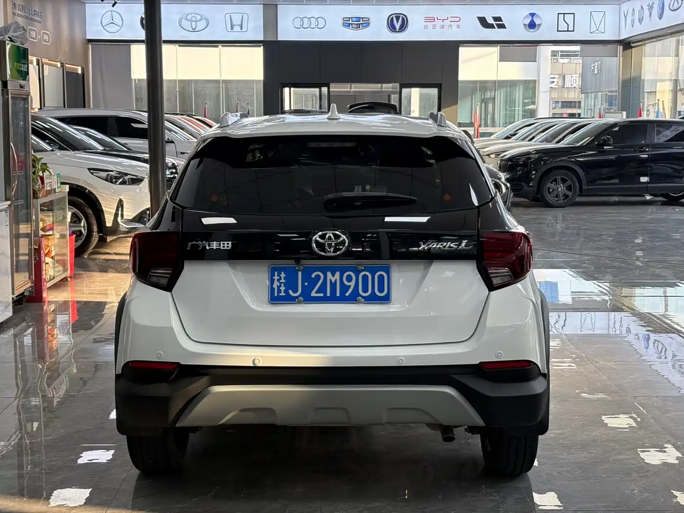 Toyota YARiS L Zhi Xuan 2022 Zhi Xuan X 1.5L CVT Luxury PLUS Edition фото 13