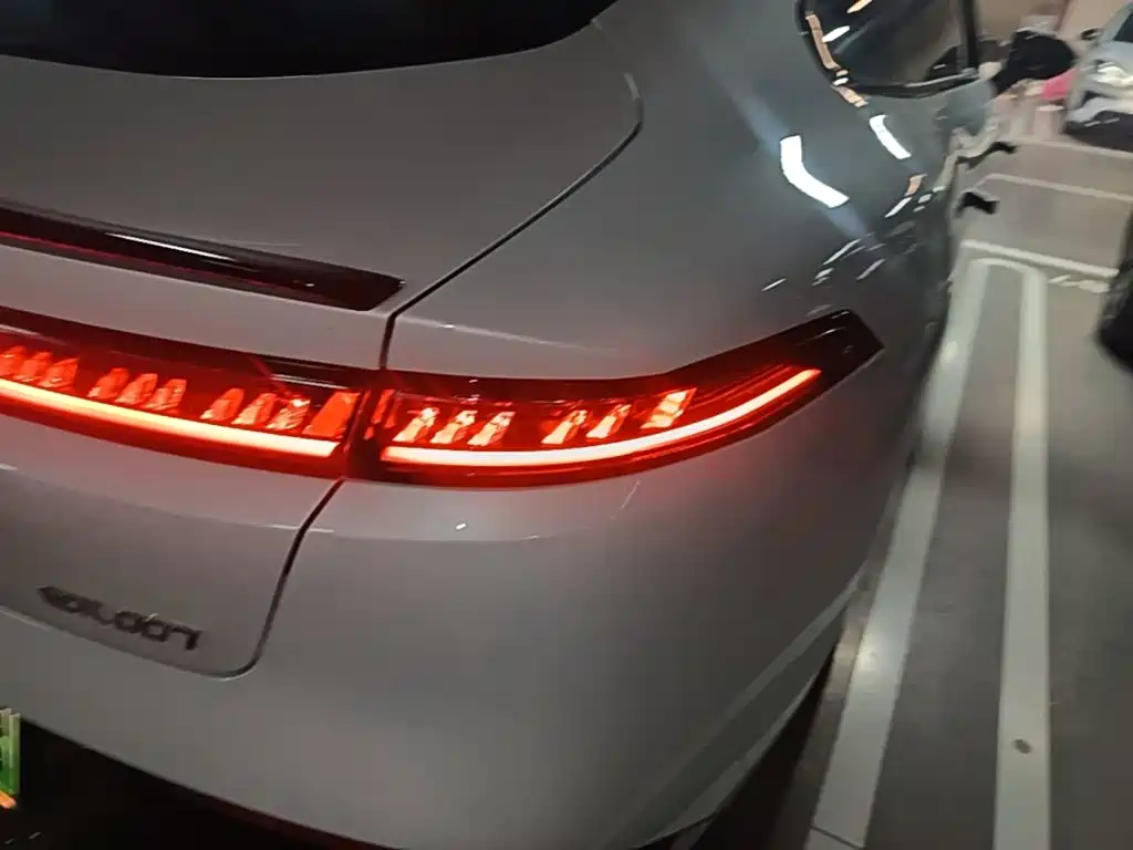Фото 8 - Dongfeng Yipai eπ007
