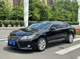 Фото 1 - Lexus ES