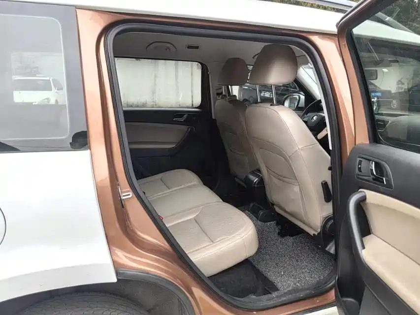 Škoda Yeti 2014 1.4TSI DSG Color Edition фото 10