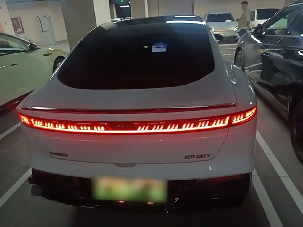 Фото 6 - Dongfeng Yipai eπ007