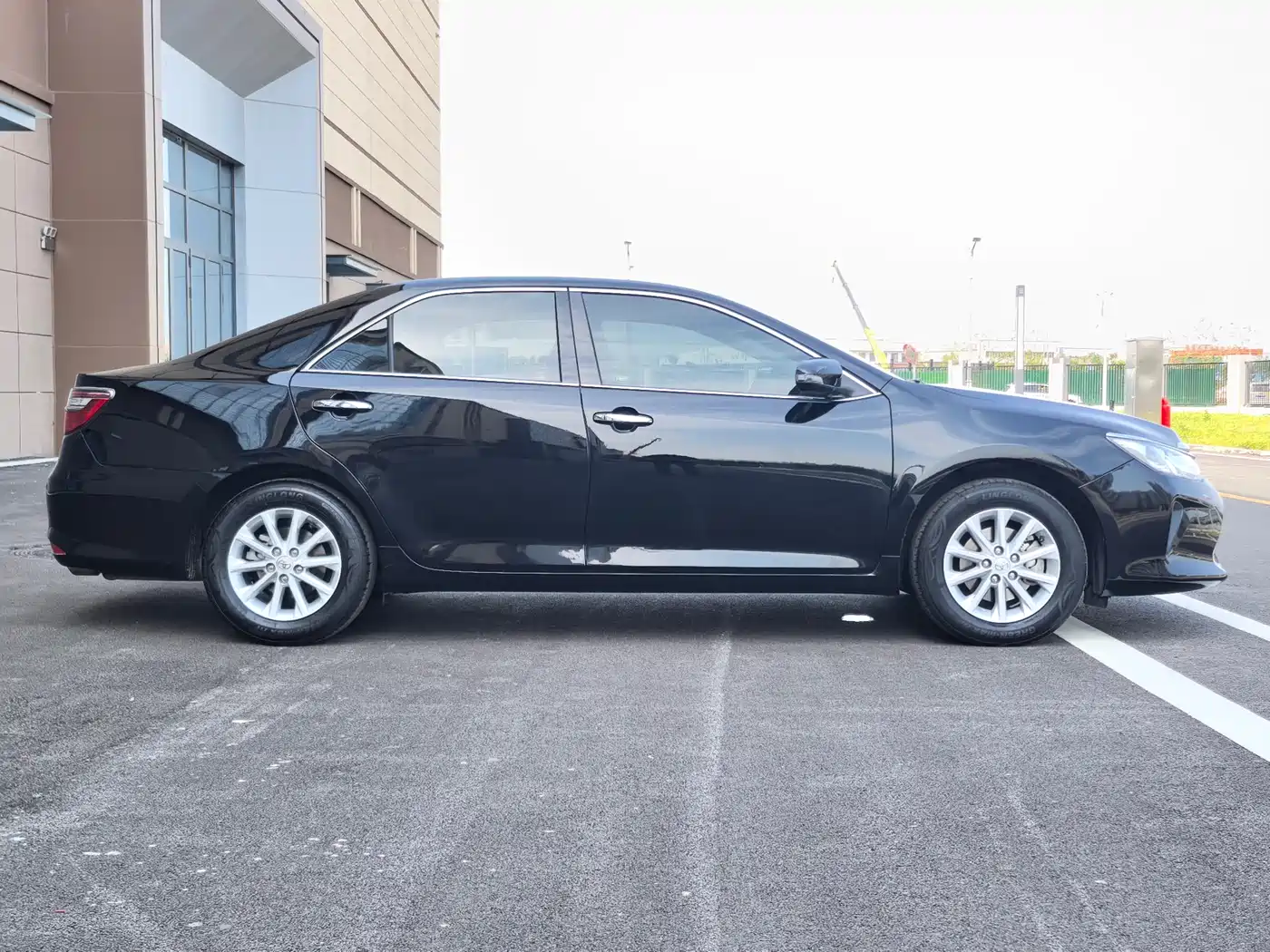 Toyota Camry 2015 2.0G Leading Edition фото 8
