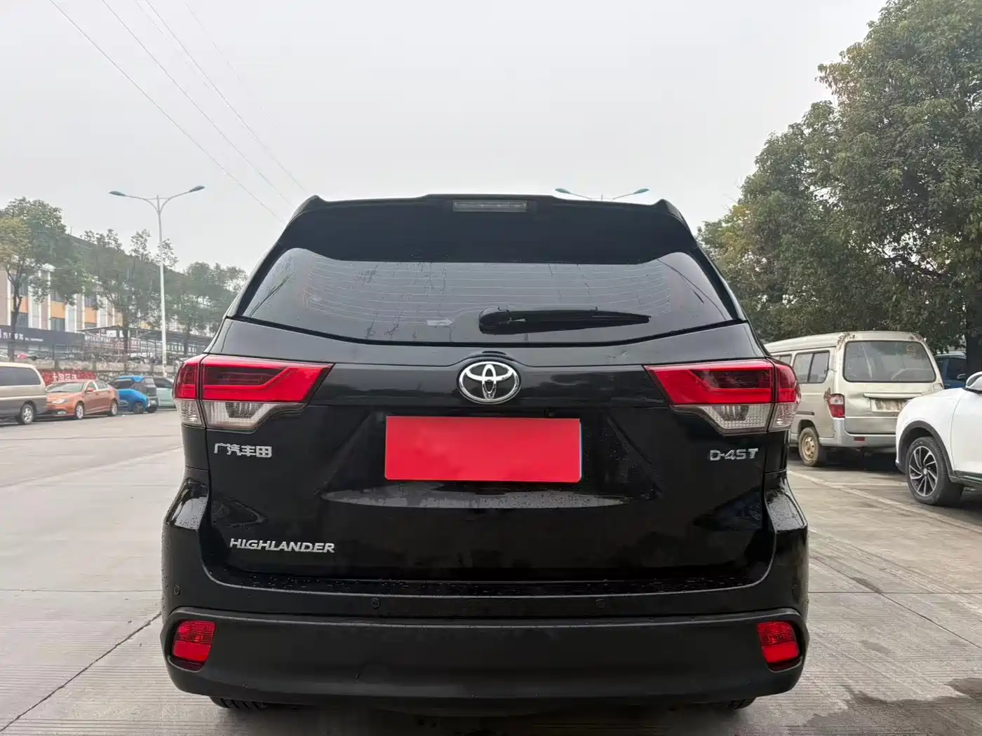 TOYOTA HIGHLANDER