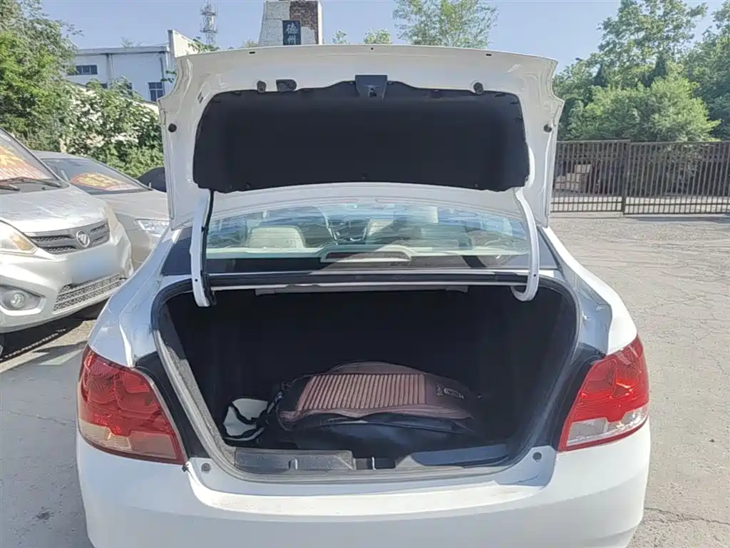 Chevrolet Sail 2018 Sail 3 1.3L Manual Comfort Sunroof фото 19