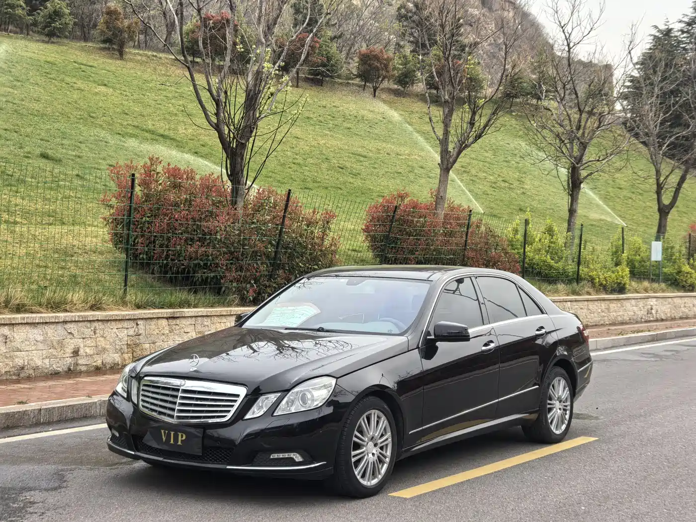 Mercedes-Benz E-Class (Import) 2009 Model E 300 Fashion Version