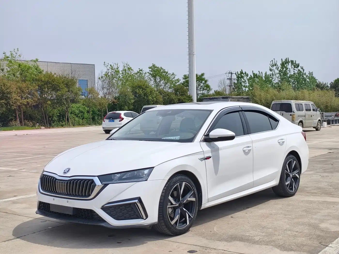 Škoda Octavia 2022 PRO TSI280 Luxury Edition