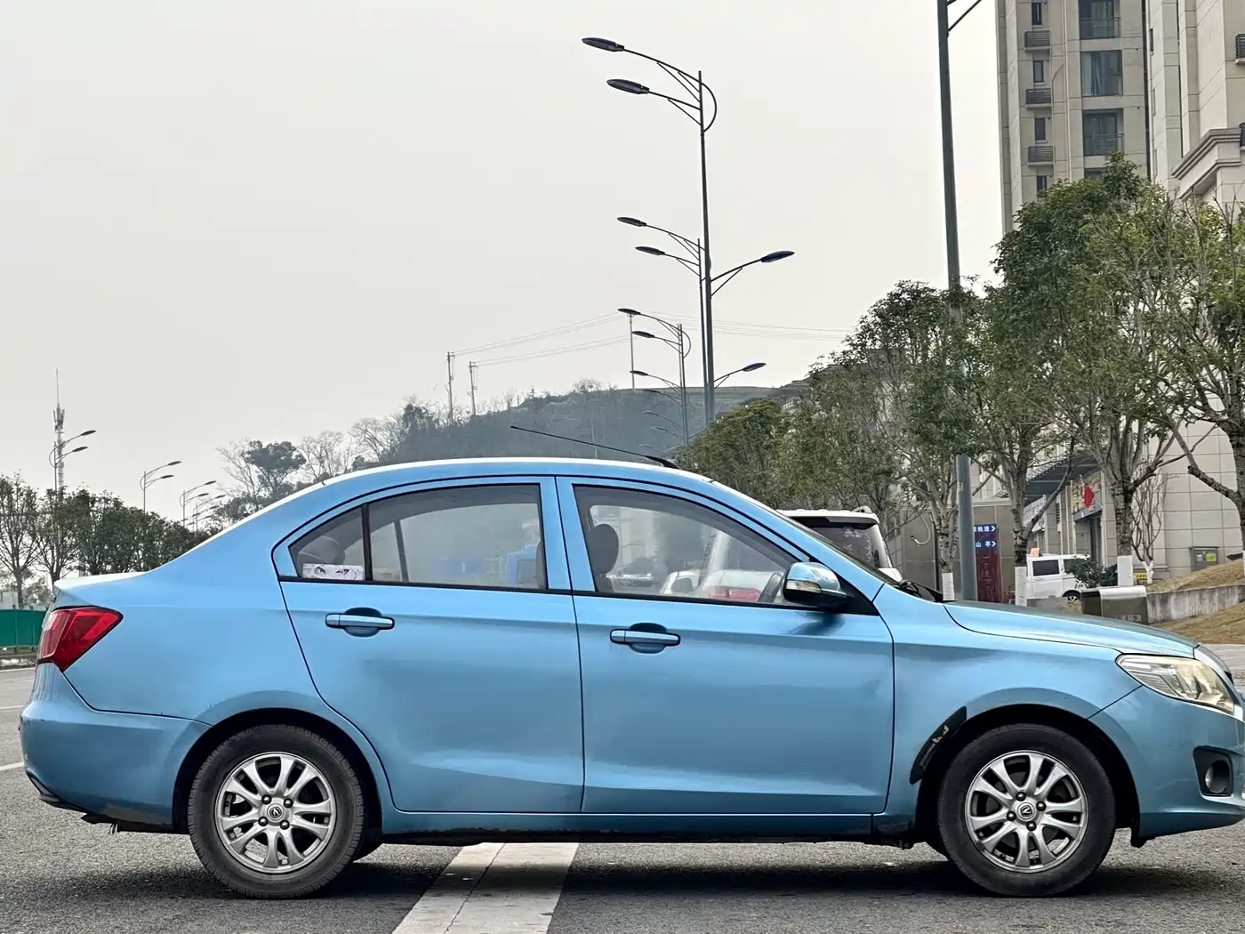 Changan Yuexiang V3 2014 2012 1.3L Manual Luxury (China V)