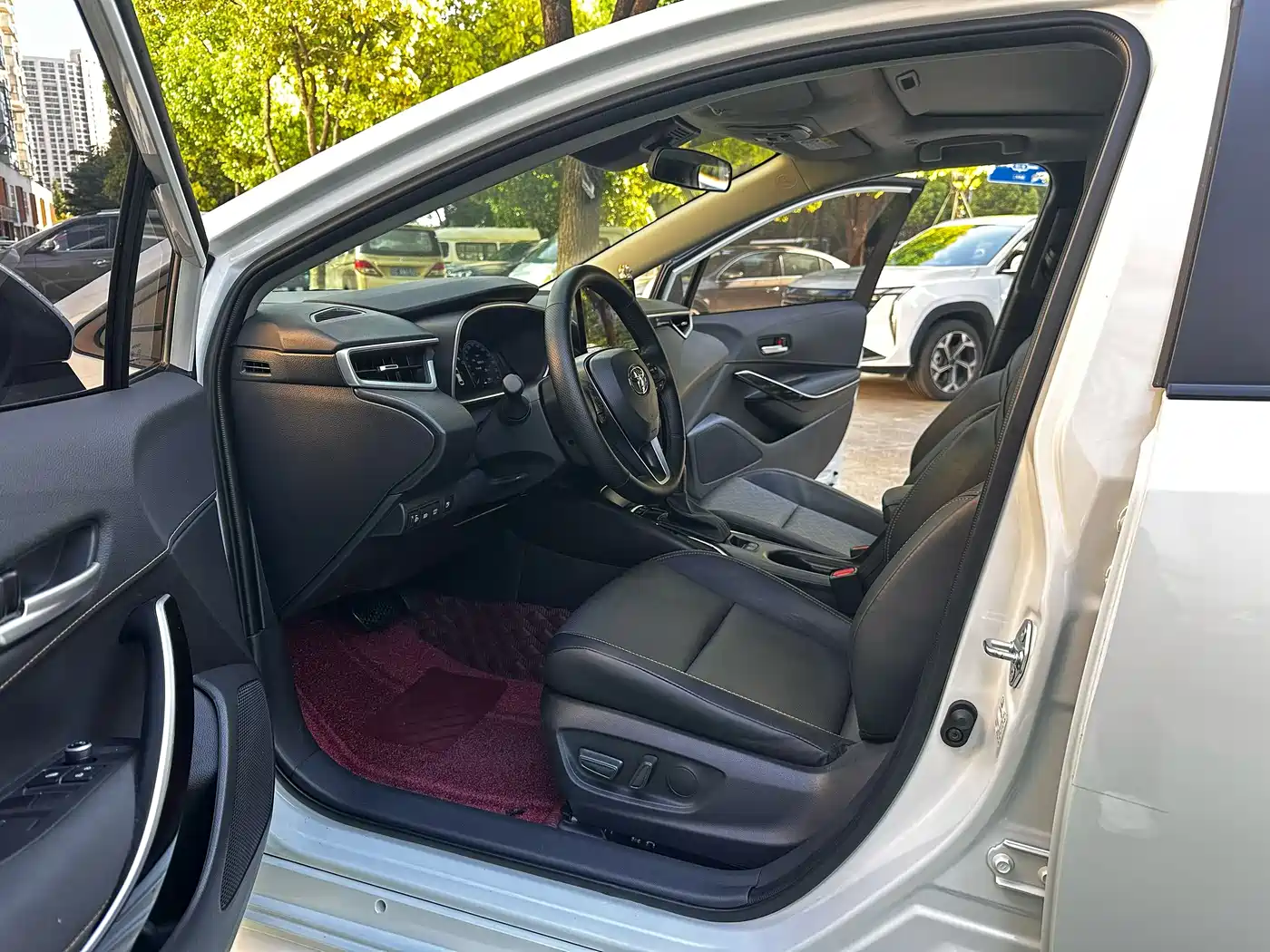 Toyota Levin 2024 Smart Hybrid 1.8L Sport Edition фото 4