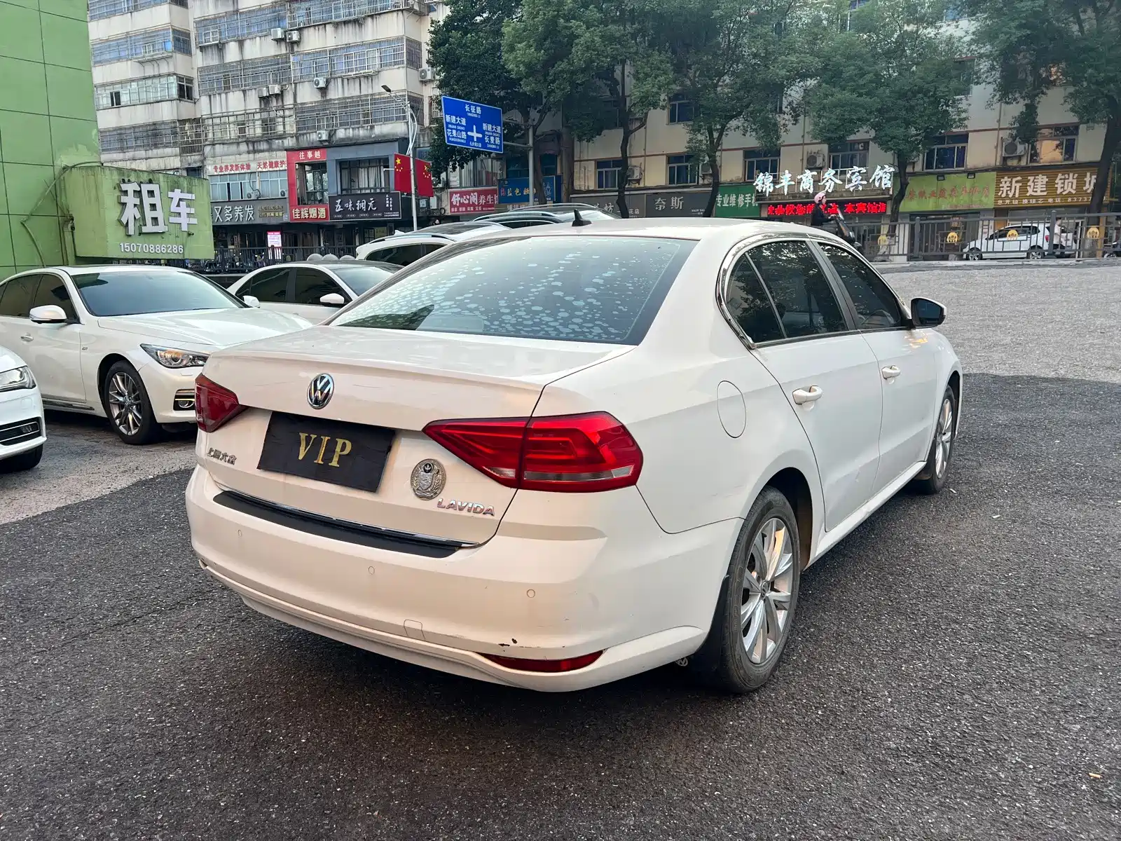 Фото 8 - Volkswagen Lavida