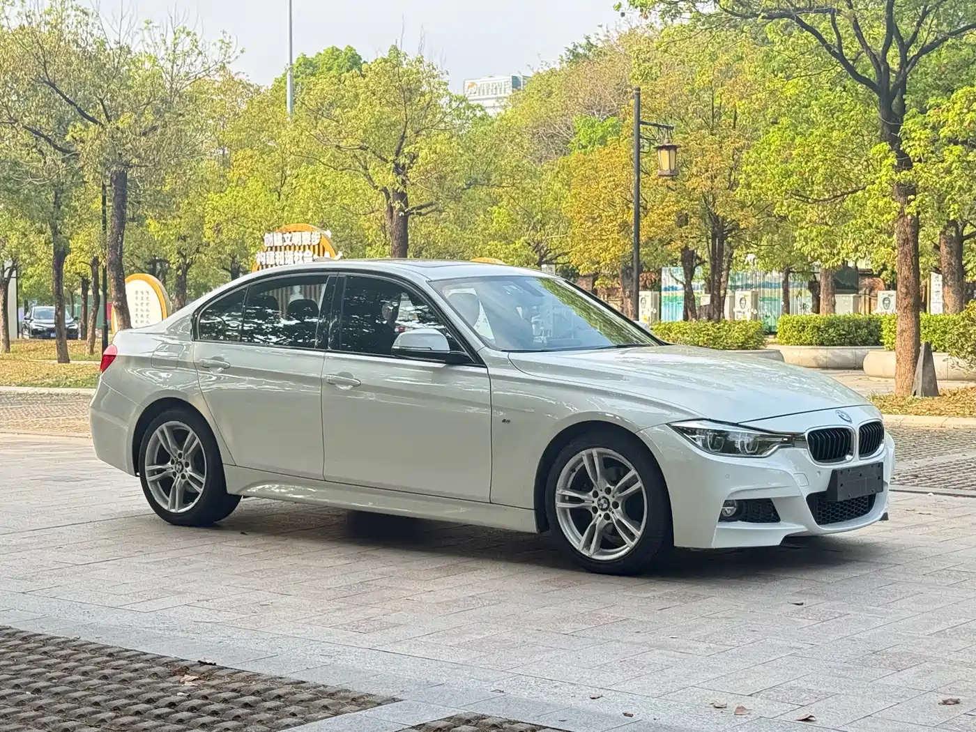 BMW 3 Series 2018 320i M Sport Package фото 3