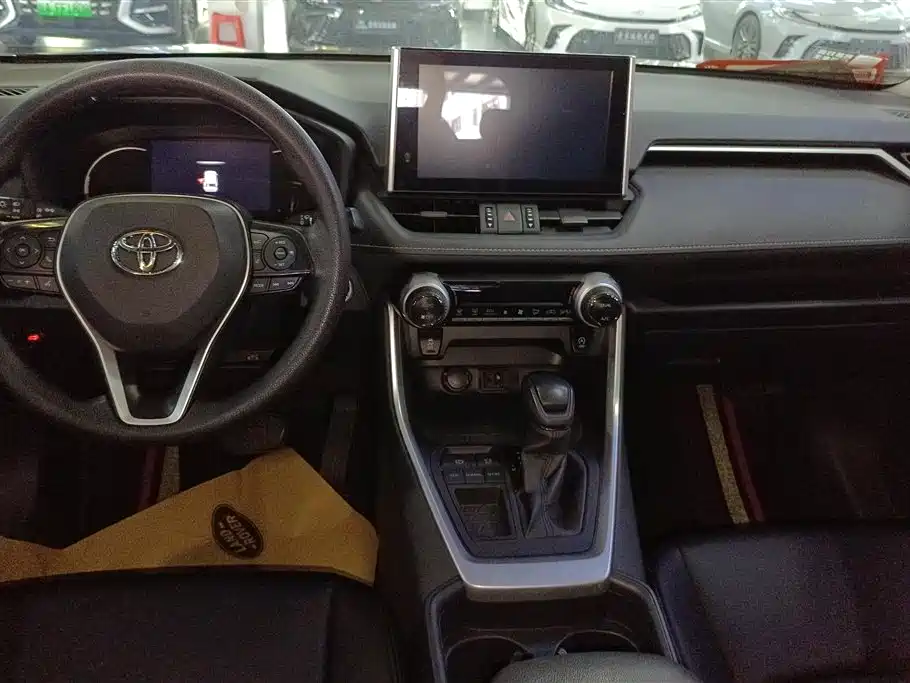 Toyota RAV4 Rongfang 2021 2.0L CVT 2WD Trend фото 11