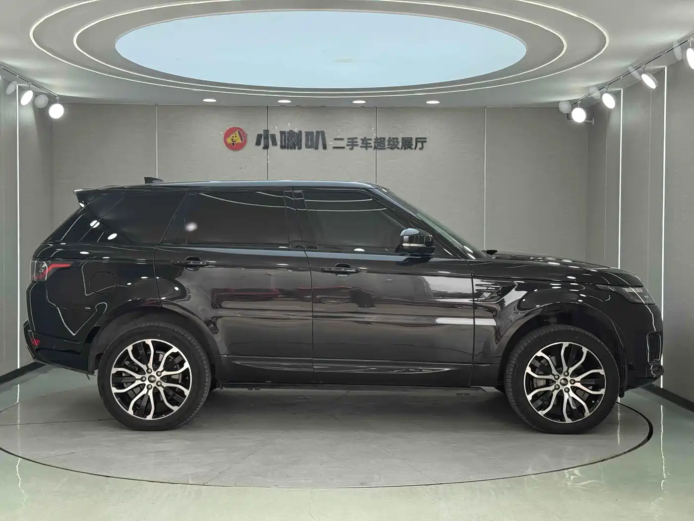 Land Rover Range Rover Sport 2021 3.0 L6 Gloss Black Edition фото 10