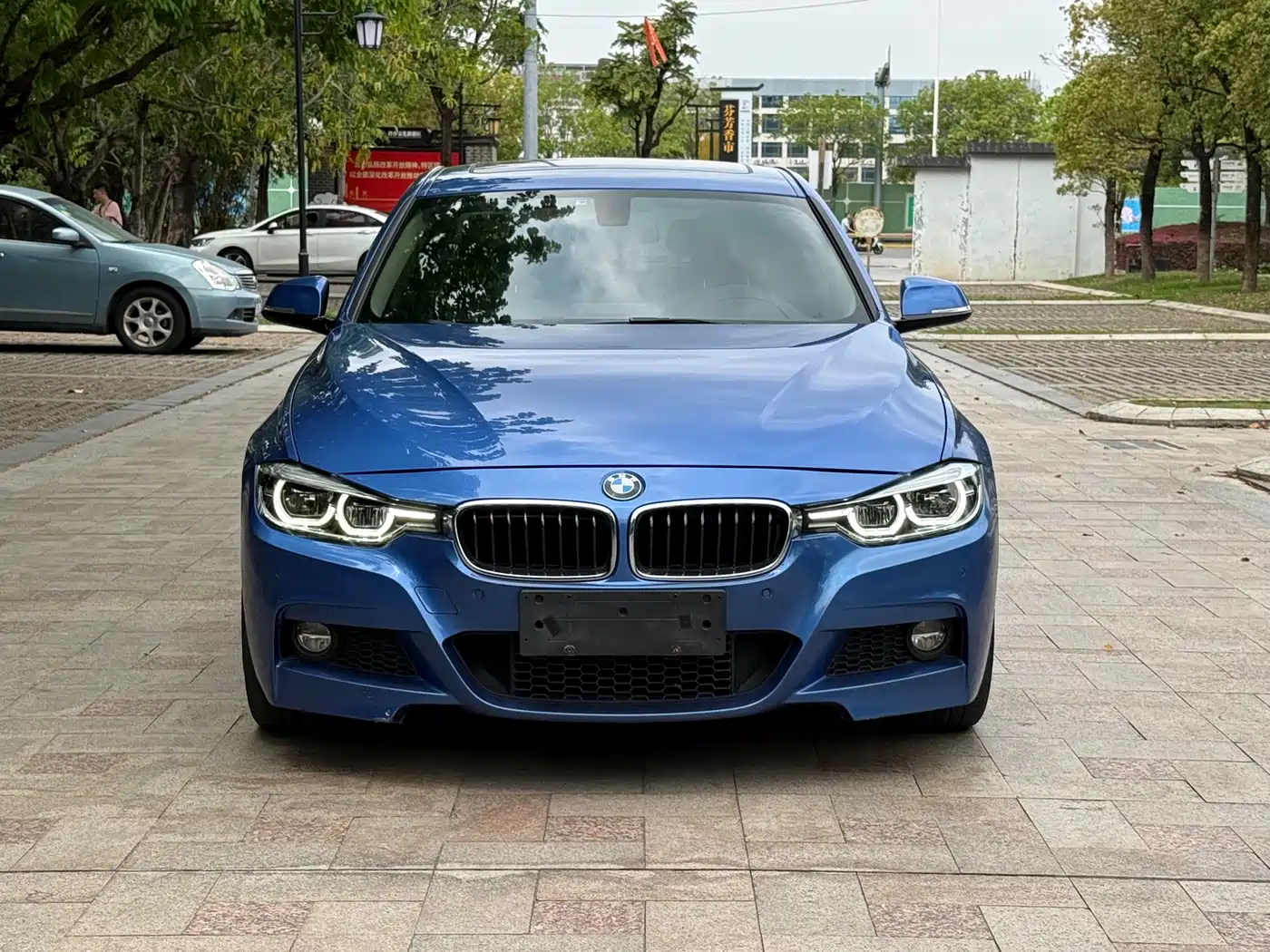 BMW 3 Series 2017 320Li M Sport фото 2