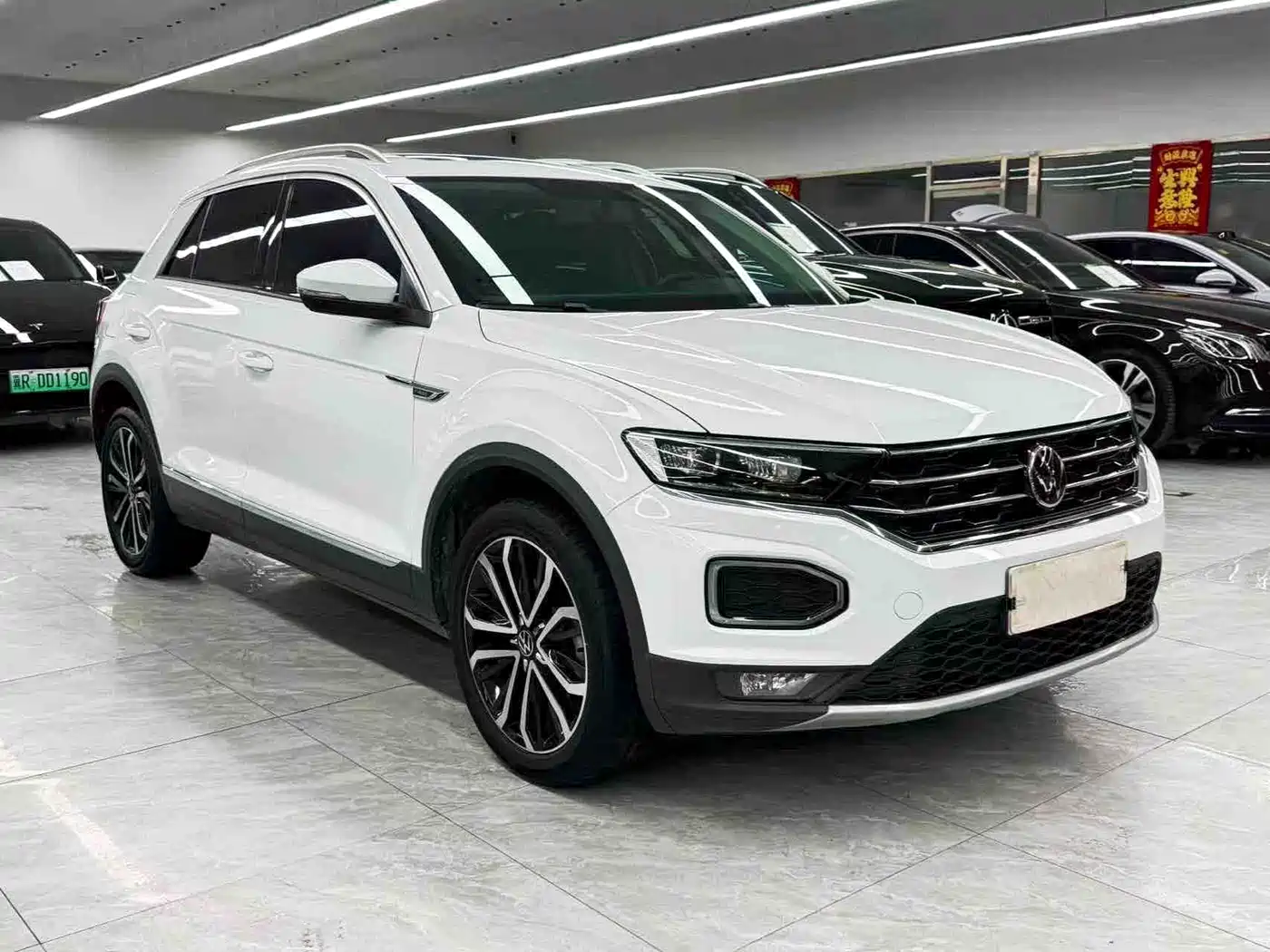 Volkswagen T-ROC 2021 280TSI DSG 2WD Comfort Smart Connect Edition фото 3