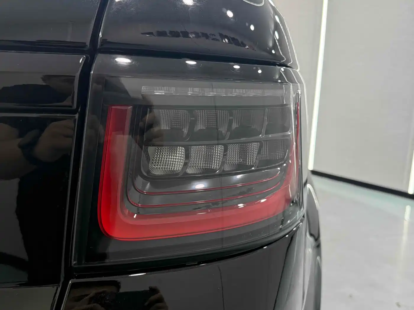 Land Rover Range Rover Sport 2021 3.0 L6 Gloss Black Edition фото 21