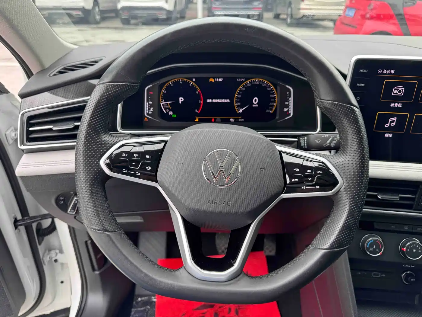 Volkswagen Tiguan L 2023 280TSI 2WD Trend Limited Edition фото 8
