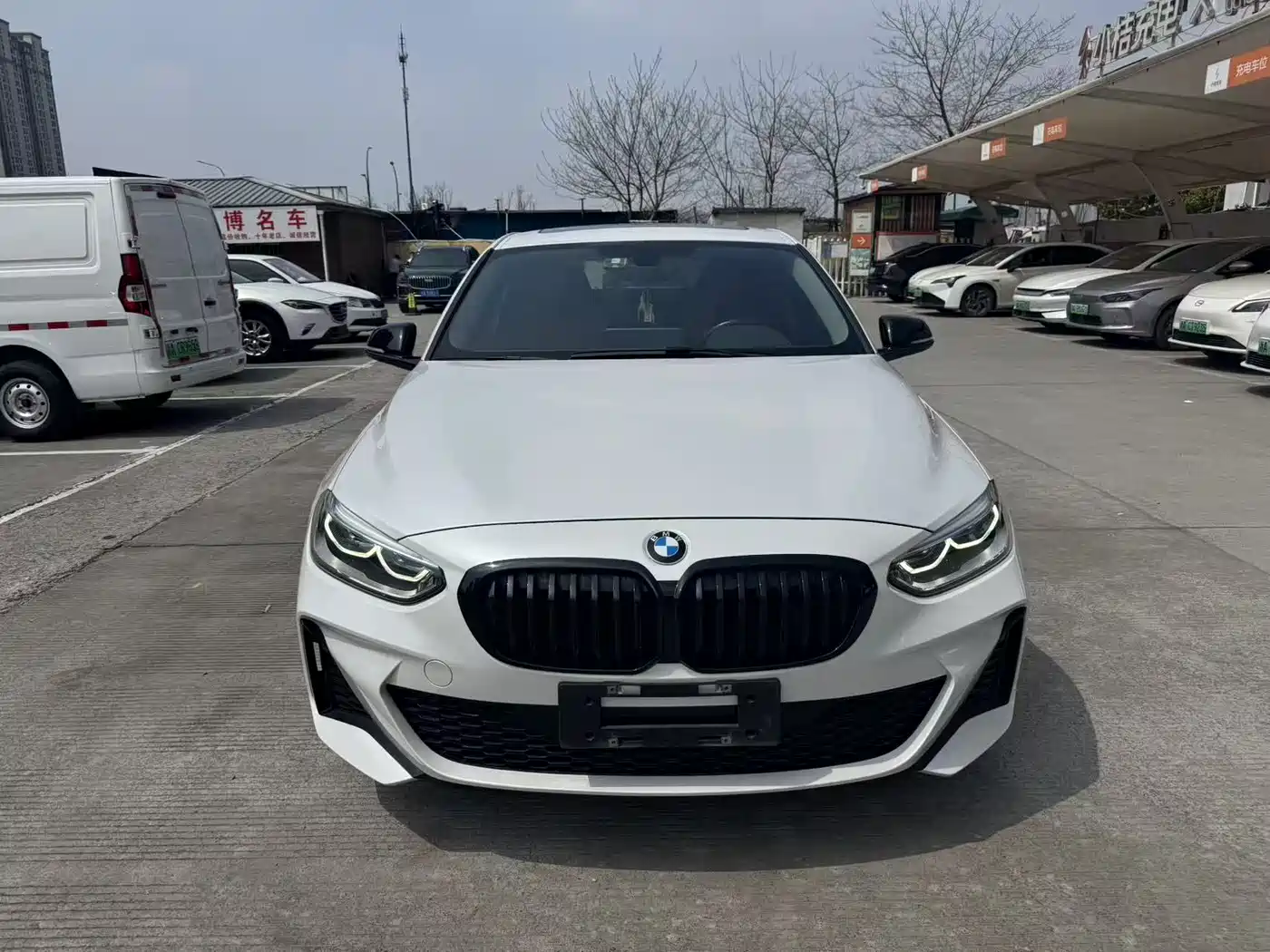 BMW 1-SERIES