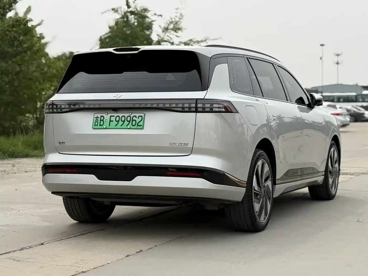 Dongfeng Yipai eπ008 2025 2025 210Max Extended Range 5-Seater