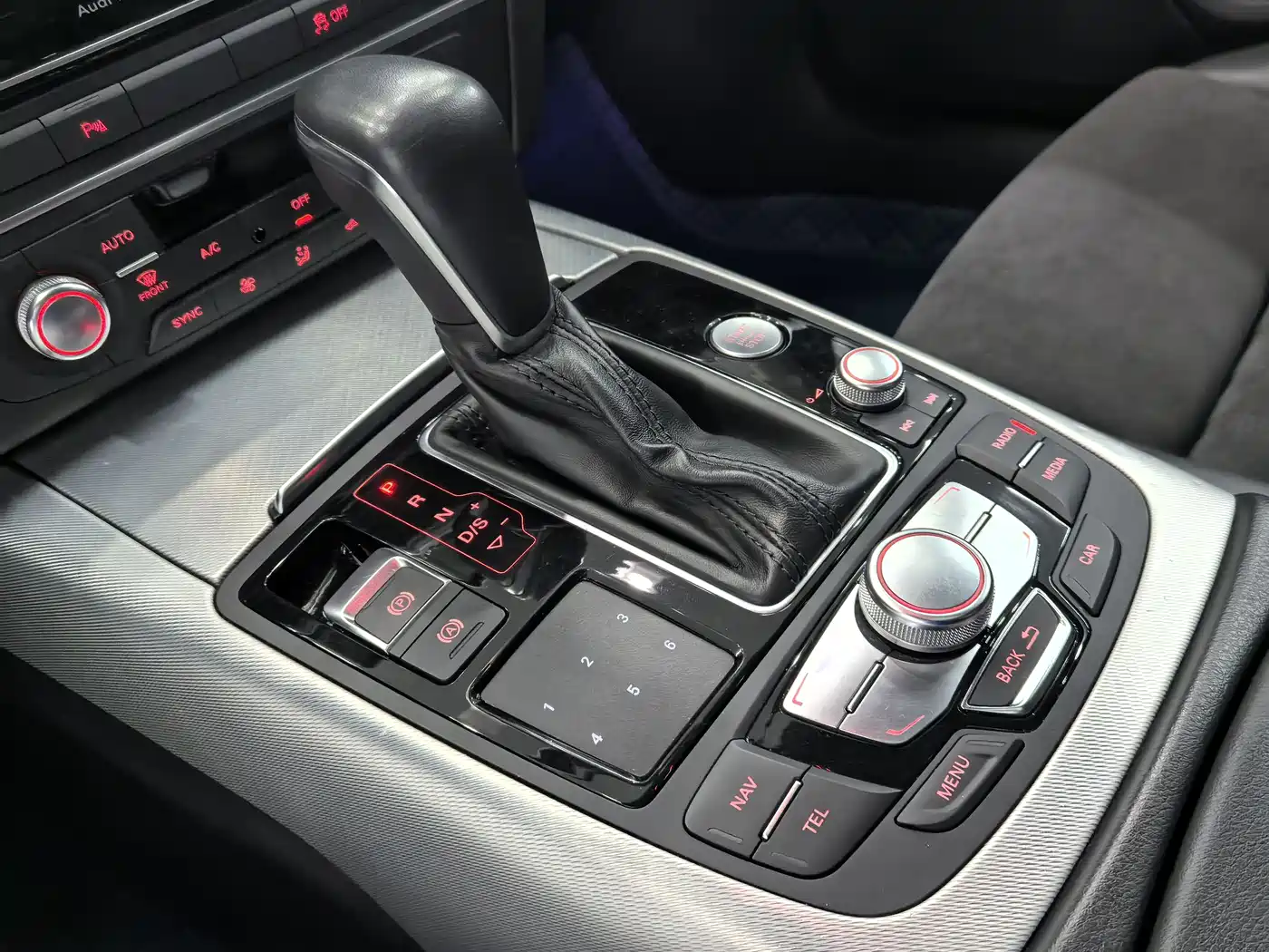 Audi A6 (Import) 2017 Avant 40 TFSI Sport фото 13