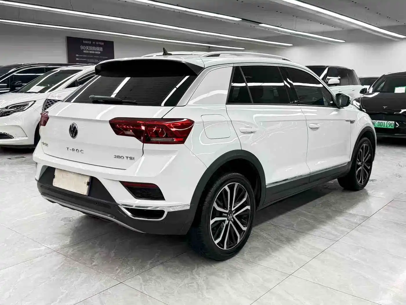 Volkswagen T-ROC 2021 280TSI DSG 2WD Comfort Smart Connect Edition фото 6