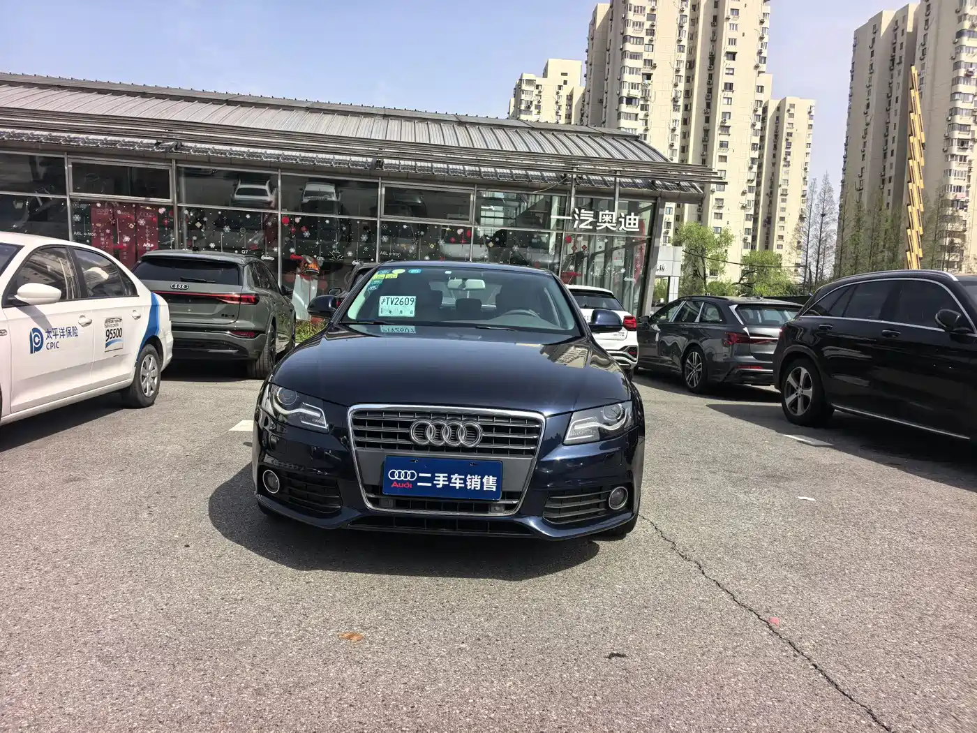 Audi A4L 2012 2.0 TFSI Automatic Luxury фото 2