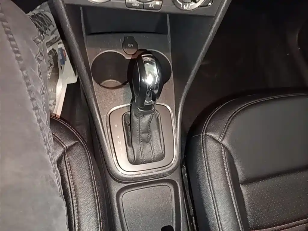 Volkswagen Polo 2018 1.5L Auto Safe Drive фото 14
