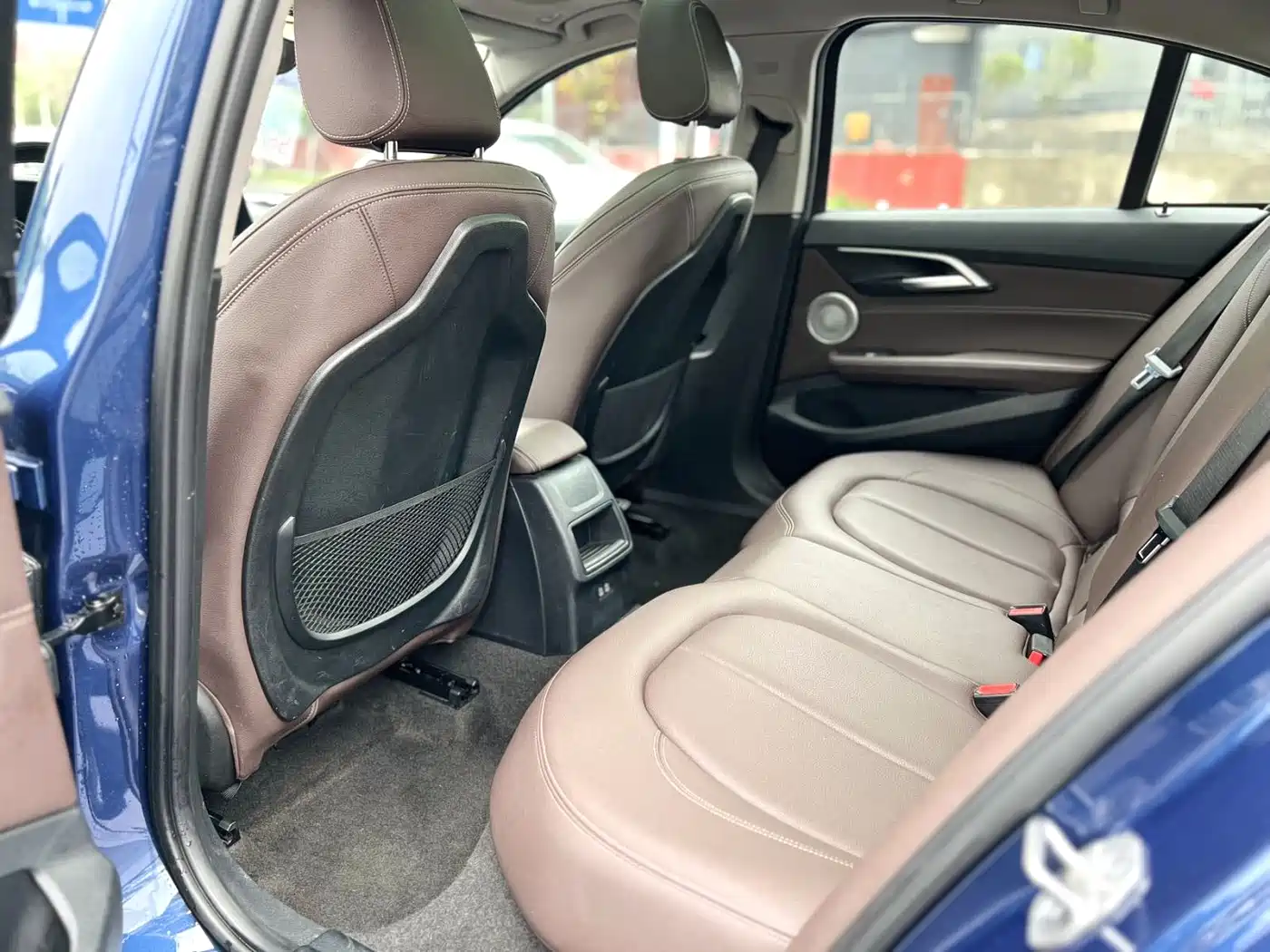 BMW 1 Series 2021 120i M Sport Shadow Edition фото 6