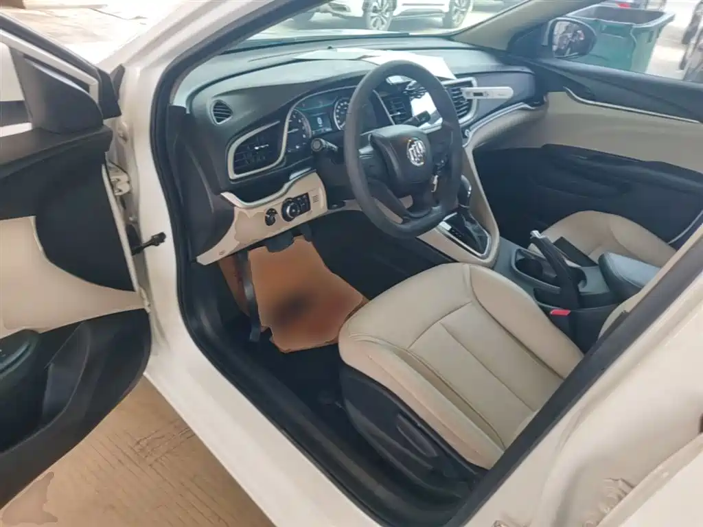 Buick Excelle 2021 Exemplar 1.5L Auto Elite фото 16